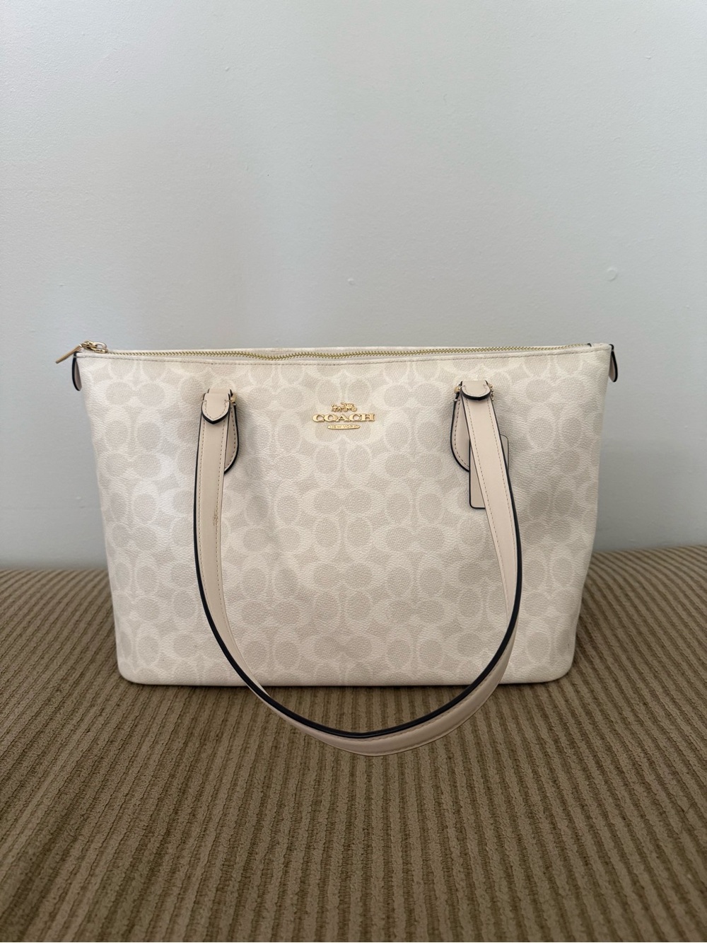 Coach Chalk Signature Canvas Gallery Tote with Gold Hardware